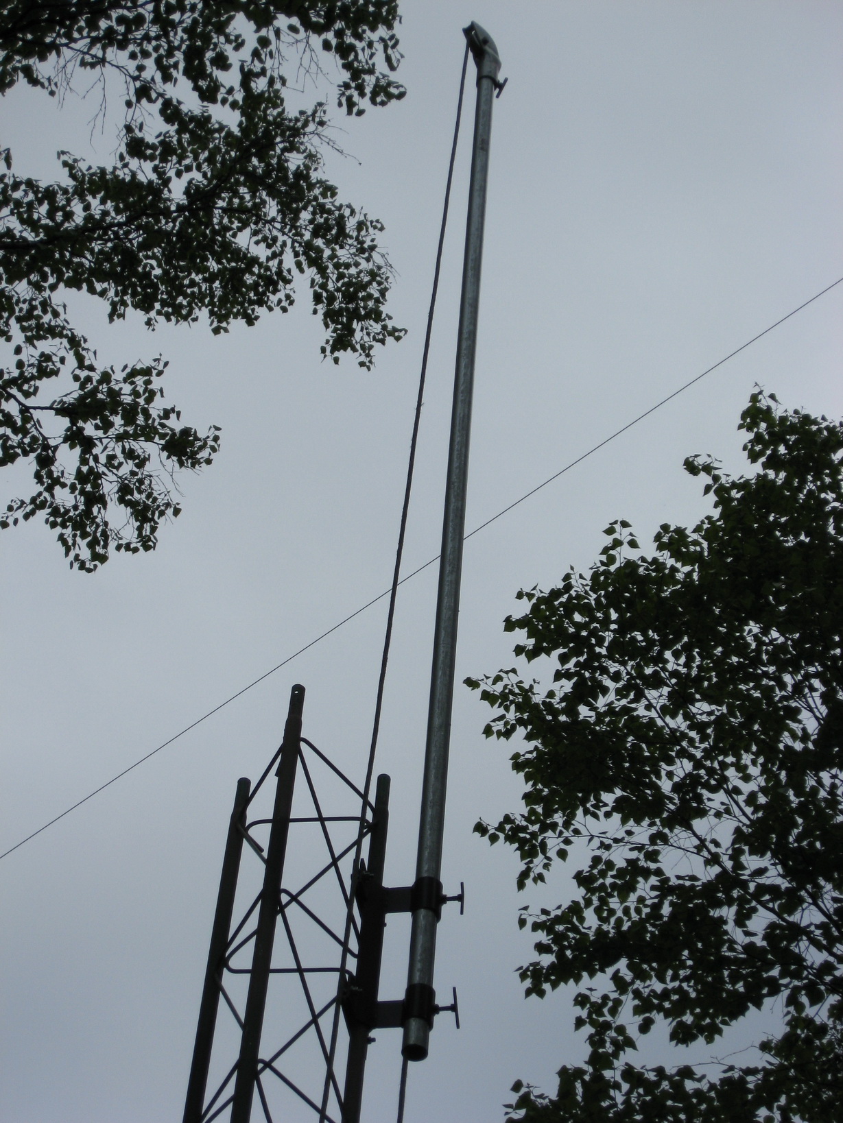 Antenna Supporting Structure
